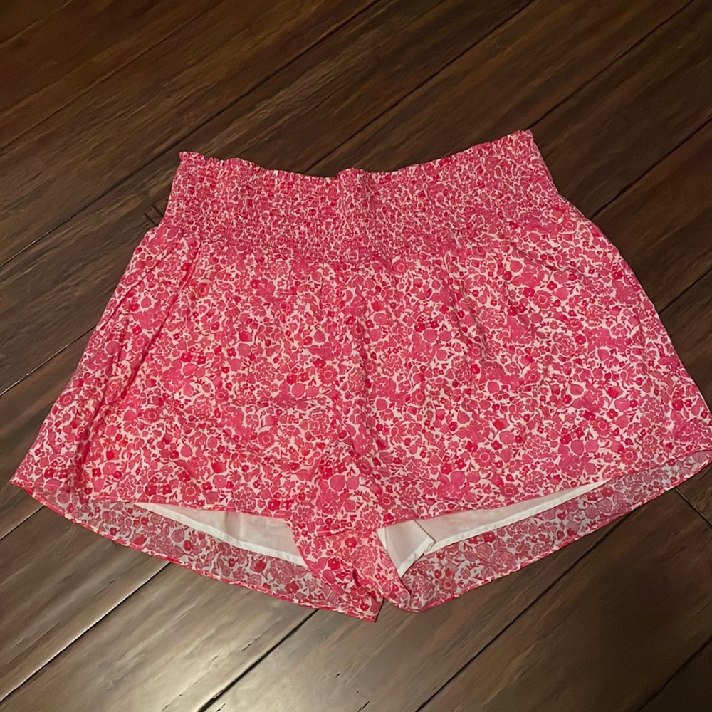 Vineyard Vines Shorts